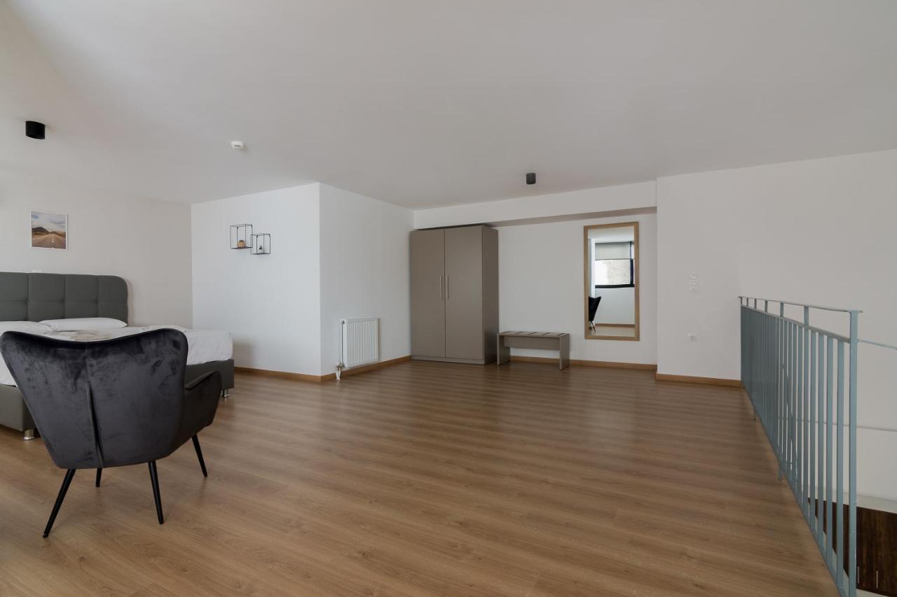 Leochares Lifestyle Apartments - Self Check-In Athén Kültér fotó