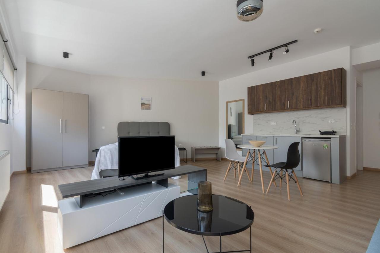 Leochares Lifestyle Apartments - Self Check-In Athén Kültér fotó